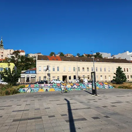 アパート Earth & Sky Sajmiste