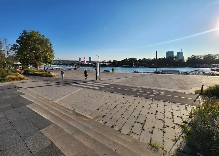 Earth & Sky Apartament Sajmiste